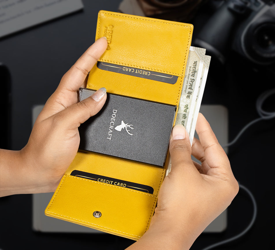 DOECRAFT Men Casual, Formal Yellow, Black Genuine Leather Wallet (8 Card Slots)