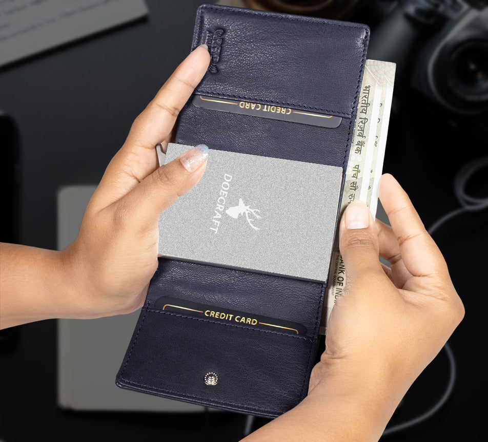 DOECRAFT Men Casual, Formal Blue, Silver Genuine Leather Wallet (8 Card Slots)